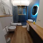 Mt